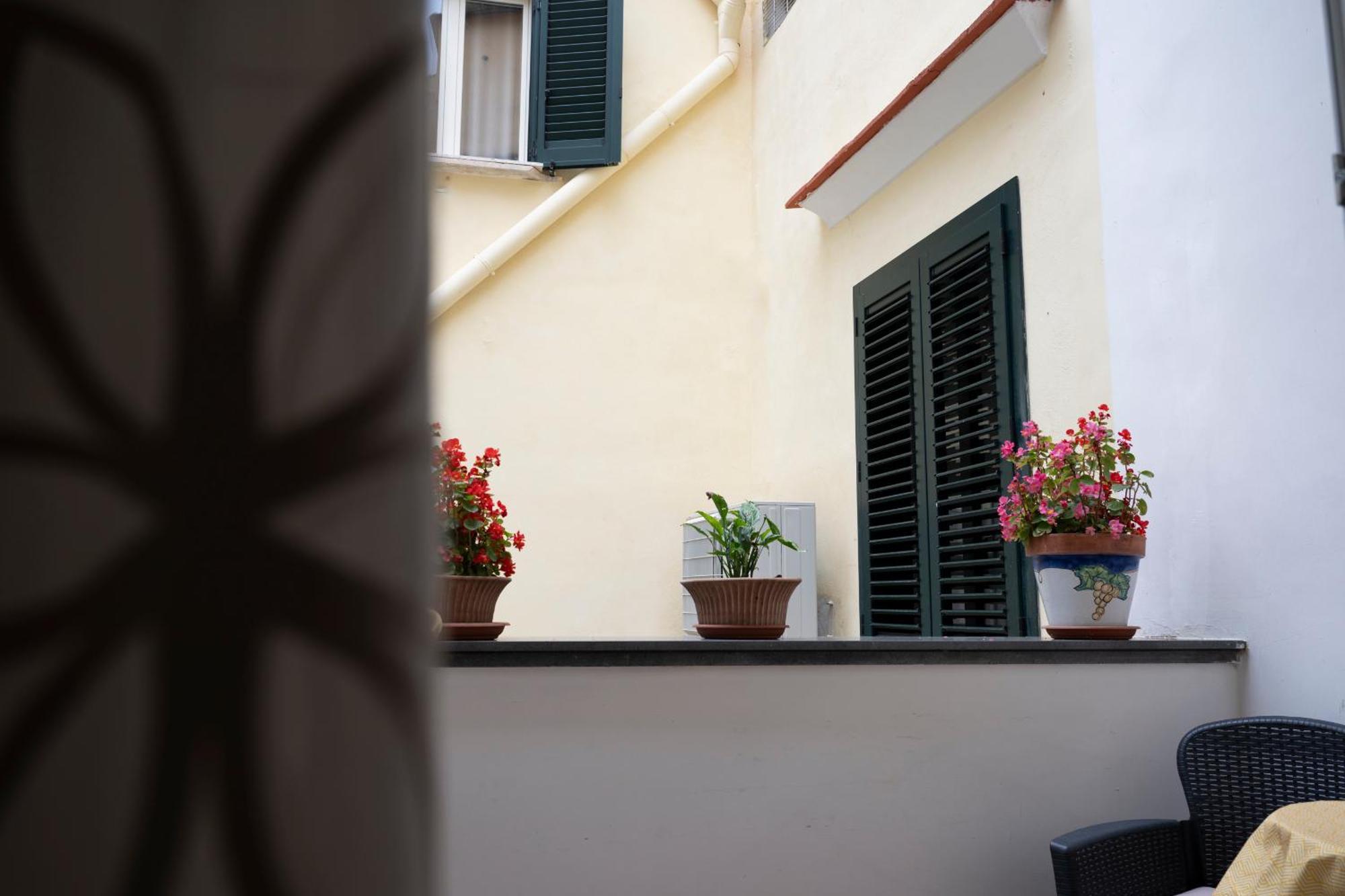 Aparthotel Antica Repubblica In Amalfi Center At 100Mt From The Sea Exterior photo