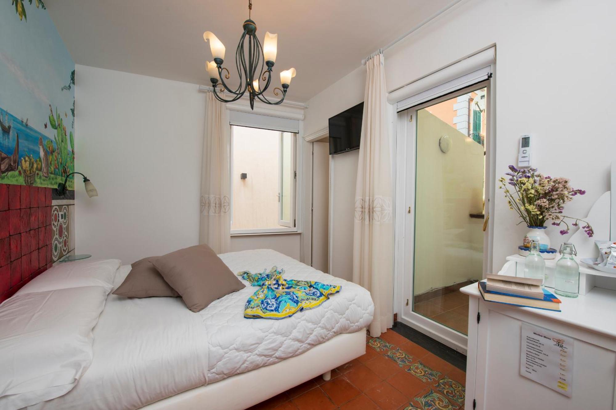 Aparthotel Antica Repubblica In Amalfi Center At 100Mt From The Sea Exterior photo